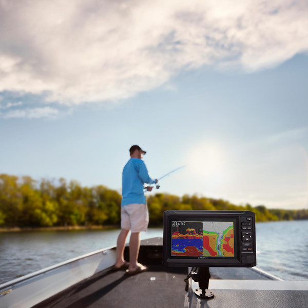 Garmin ECHOMAP UHD2 53cv US Lakes+Rivers In Use