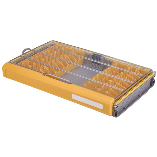 Plano EDGE 3700 Jerkbait Box closed lid