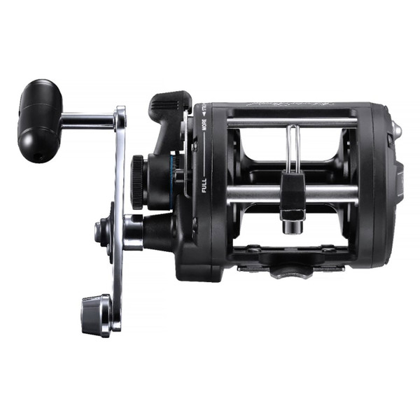 Shimano Charter Special Lever Drag Reel front view