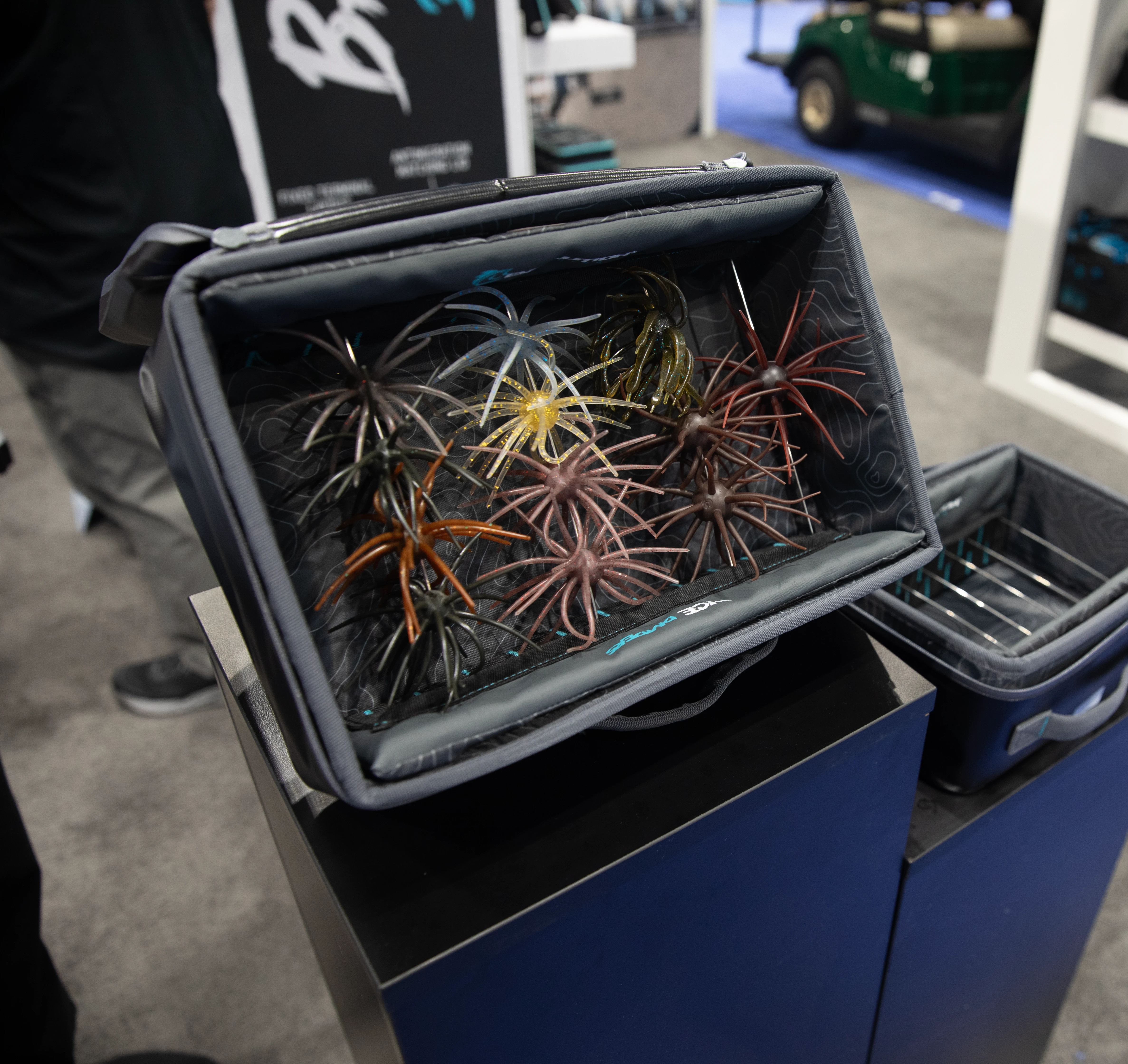 Evolution Outdoor Creature Keeper Storage Case