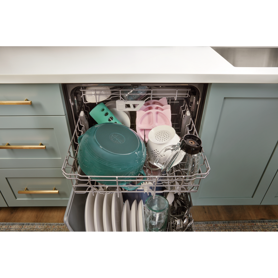 Whirlpool® Fingerprint Resistant Dishwasher with 3rd Rack & Large Capacity WDT970SAKZ