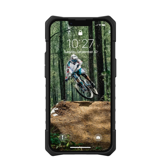 UAG Plasma Case iPhone 13 - Ash