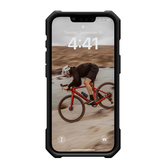 UAG Essential Armor MagSafe Case iPhone 16e - Black