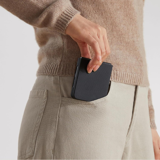 Pitaka Ultra-Slim Case Samsung Galaxy Z Flip 7 - Black/Grey