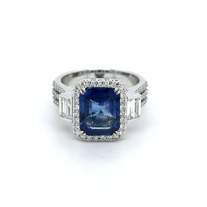 18ct white gold sapphire and diamond cluster ring murray co jewellers belfast