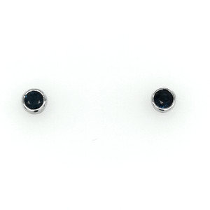 9ct White Gold 0.66ct Round Sapphire Rub Over Set Stud Earrings murray co jewellers belfast