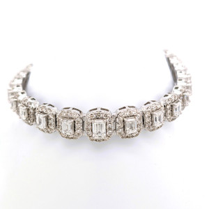 18ct White Gold 8.27ct Emerald & Round Brilliant Cut Diamond Bracelet murray co jewellers belfast