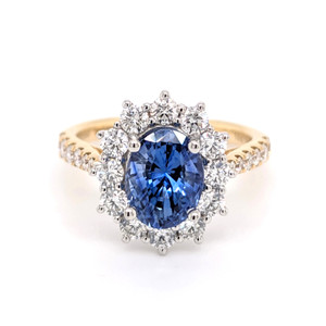 18ct Yellow Gold 2.50ct Oval Sapphire & 1.10ct Diamond Cluster Ring murray co jewellers belfast