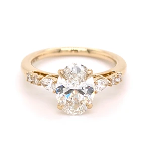 18ct Yellow Gold 2.40ct Lab Grown Oval Diamond Solitaire Ring murray co jewellers belfast engagement rings