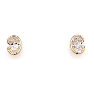 9ct Yellow Gold 1.05ct Lab Grown Oval Diamond Solitaire Earrings murray co jewellers belfast