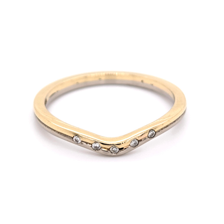 18ct 2 Tone 0.04ct Diamond Set Shaped Wedding Ring murray co jewellers belfast wedding rings