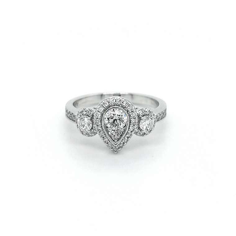 18ct White Gold 0.84ct Illusion Set Diamond Pear Shaped Cluster Ring murray co jewellers belfast