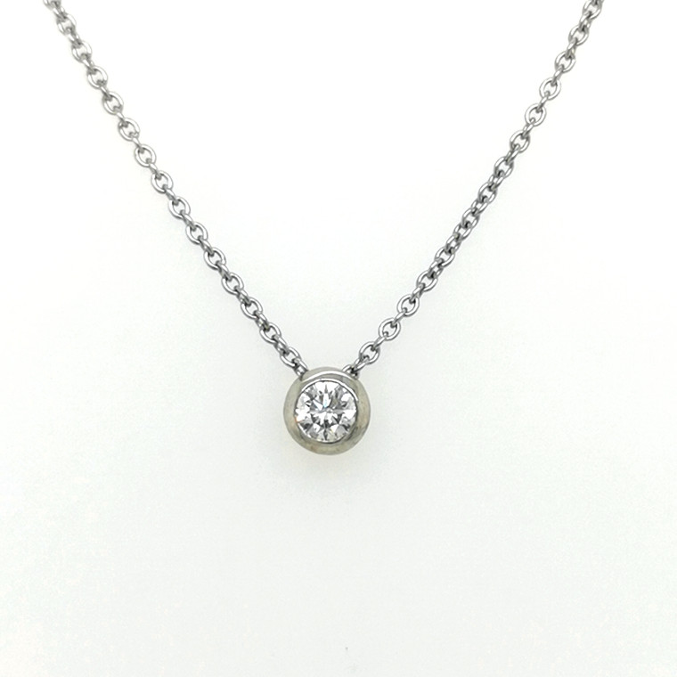 18ct White Gold 0.19ct Rub Over Set Diamond Pendant murray co jewellers belfast