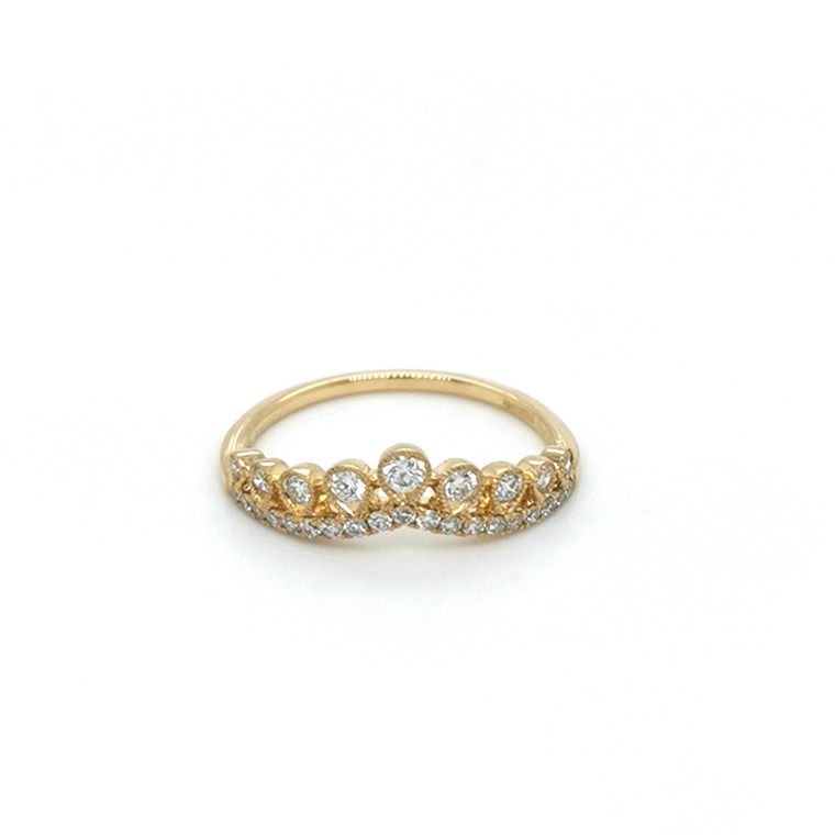 18ct Yellow Gold 0.37ct Fancy Shaped Diamond Wedding Ring murray co jewellers belfast