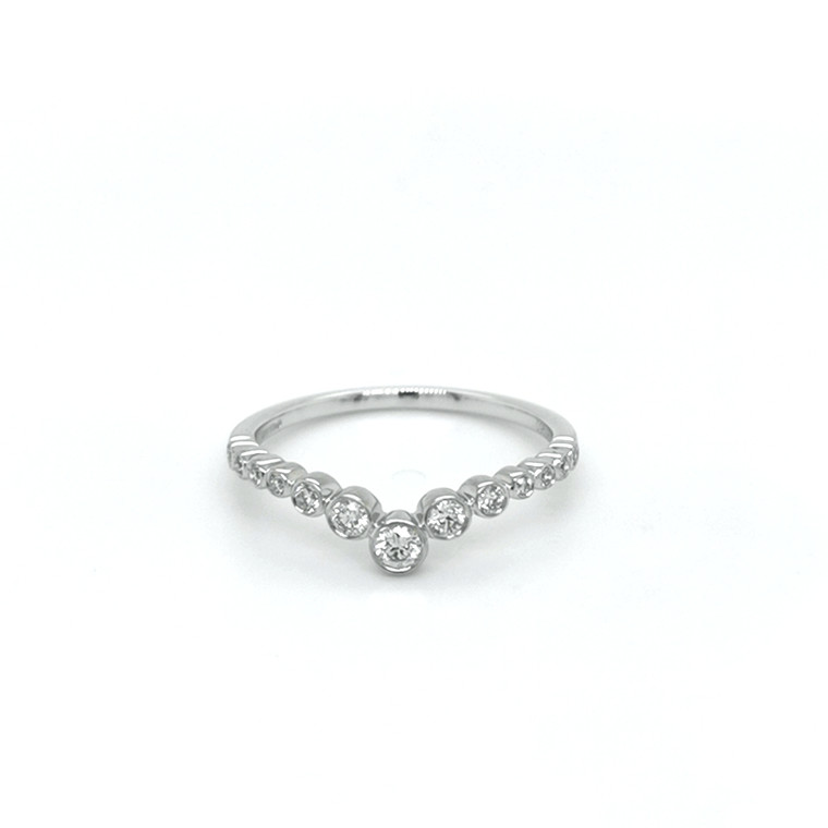 Platinum 0.22ct Rub Over Set Diamond Shaped Wedding Ring murray co jewellers belfast