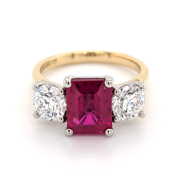 18ct Yellow Gold Lab Grown 3.06ct Ruby & 1.54ct Diamond 3 Stone Ring murray co jewellers belfast