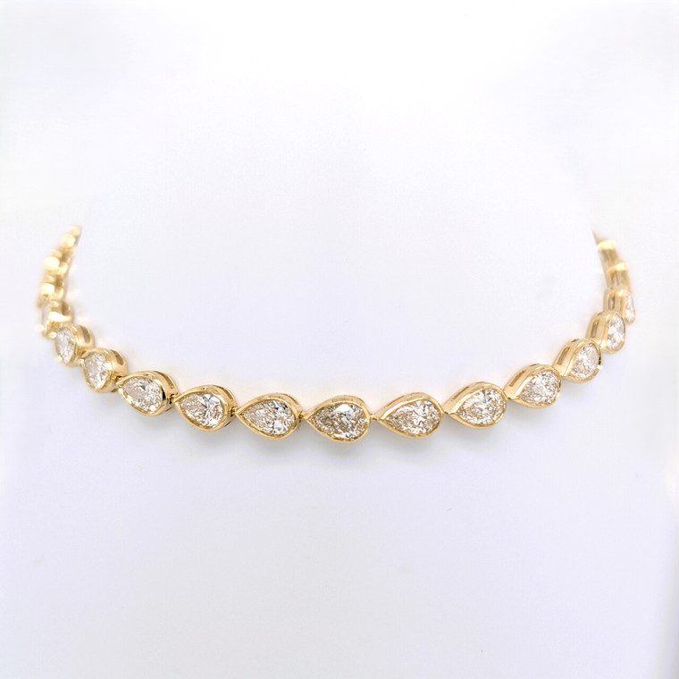 9ct Yellow Gold 4.53ct Lab Grown Pear Diamond Rub Over Bracelet murray co jewellers belfast