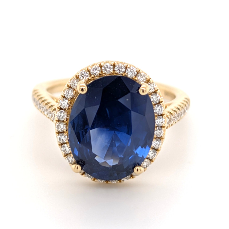 18ct Yellow Gold 5.63ct Oval Sapphire & 0.42ct Diamond Cluster Ring murray co jewellers belfast