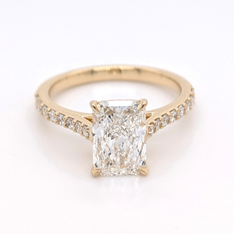 18ct Yellow Gold 2.38ct Lab Grown Radiant Diamond Solitaire Ring murray co jewellers belfast engagement rings