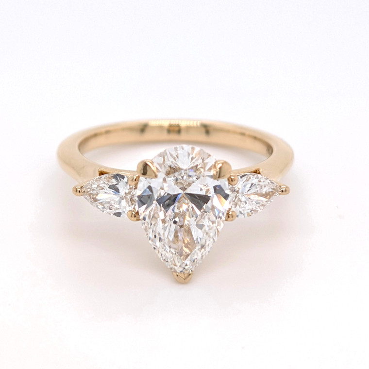 18ct Yellow Gold 2.58ct Lab Grown Pear Diamond 3 Stone Ring murray co jewellers belfast engagement rings