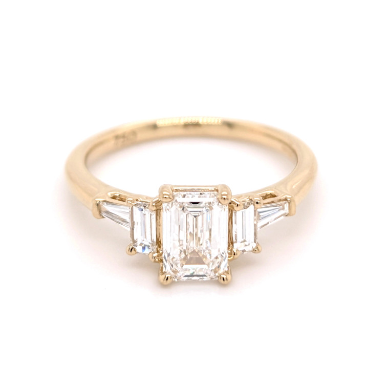 18ct Yellow Gold 1.36ct Emerald & Trapezoid Cut Diamond 5 Stone Ring murray co jewellers belfast engagement rings