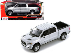 2019 RAM 1500 Laramie Crew Cab Pickup Truck Silver Metallic 1/24 Diecast Model Car by Motormax F977-79357s