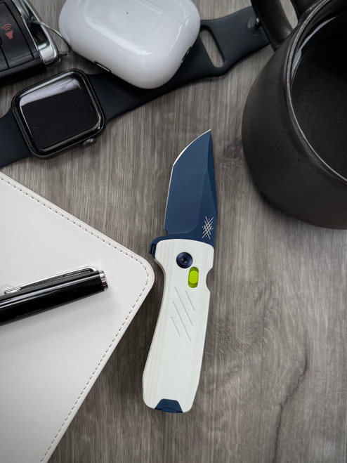 MERINO MM with desktop items