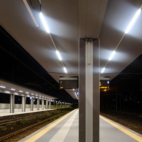 CLT, 40W, 4FT, Commercial Strip Light Linear, Warehouse Ceiling Mount, 5000K Damp Location, offices, warehouse, outdoor