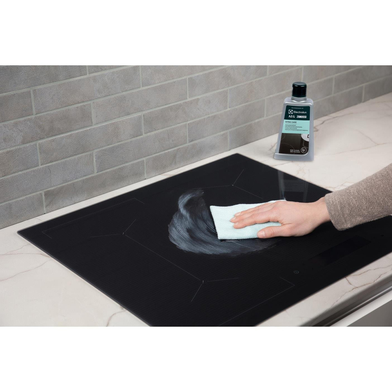 Genuine Electrolux Vitro Care Hob Cleaner 300ml 902980397
