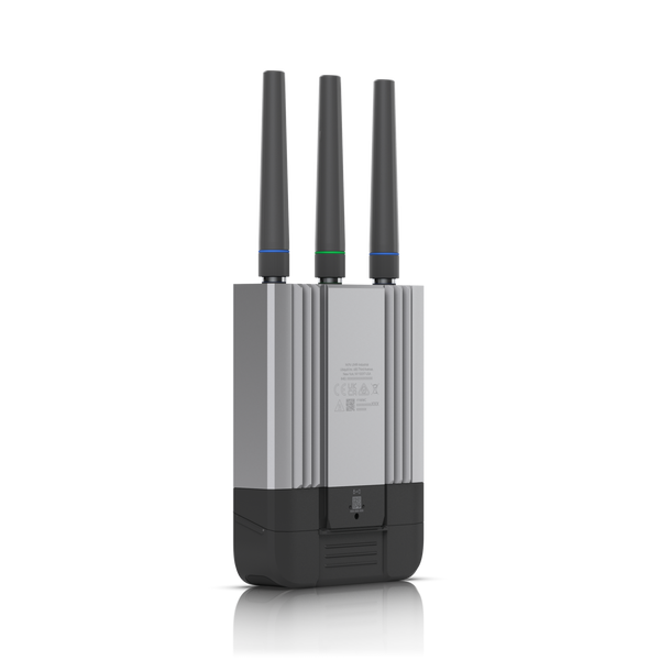 UMR-INDUSTRIAL - UbiQuiti Compact and ruggedized LTE Cat 4 mobile WiFi router
