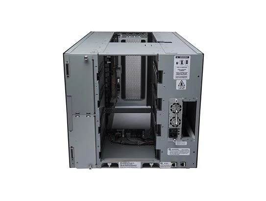 0UJ152 - Dell PowerVault ML6000 9U Expansion Unit