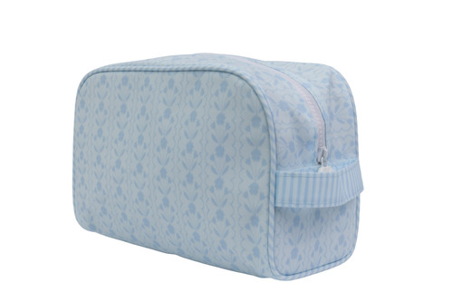 Apple of My Isla *BLUEBELL FLORAL* Dopp Kit