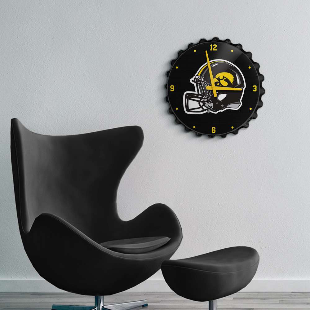 Iowa Hawkeyes Helmet - Bottle Cap Wall Clock