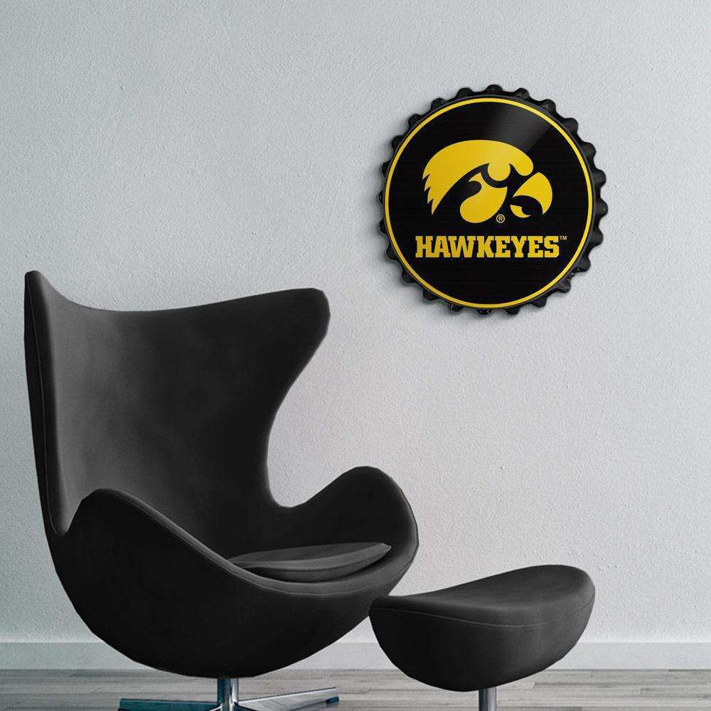 Iowa Hawkeyes Round Bottle Cap Wall Sign