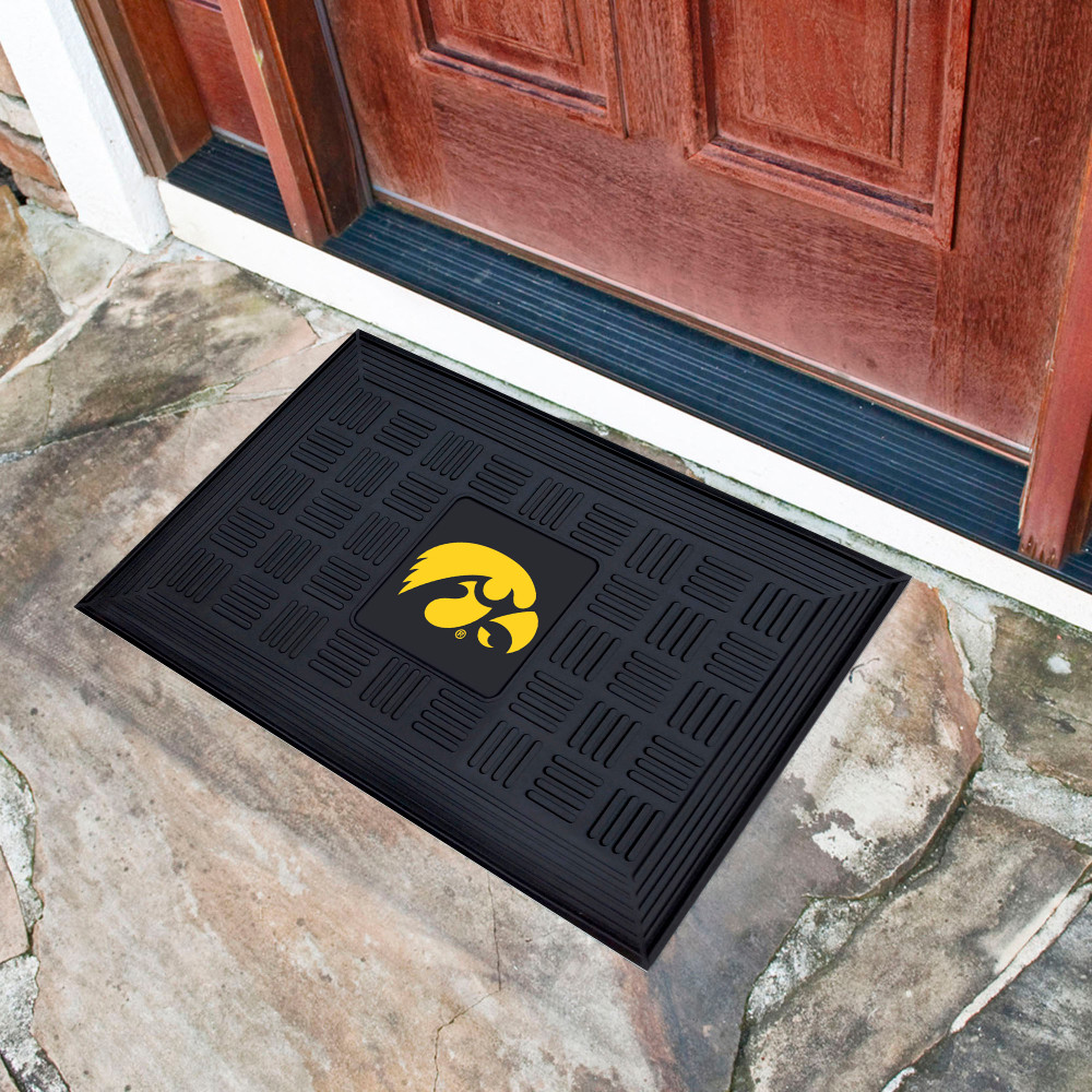 Iowa Hawkeyes Medallion Door Mat | Fanmats | 11393