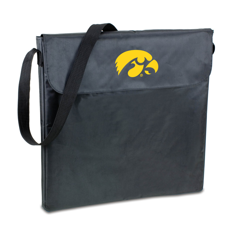 Iowa Hawkeyes Portable Charcoal BBQ Grill | Picnic Time | 775-00-175-224-0