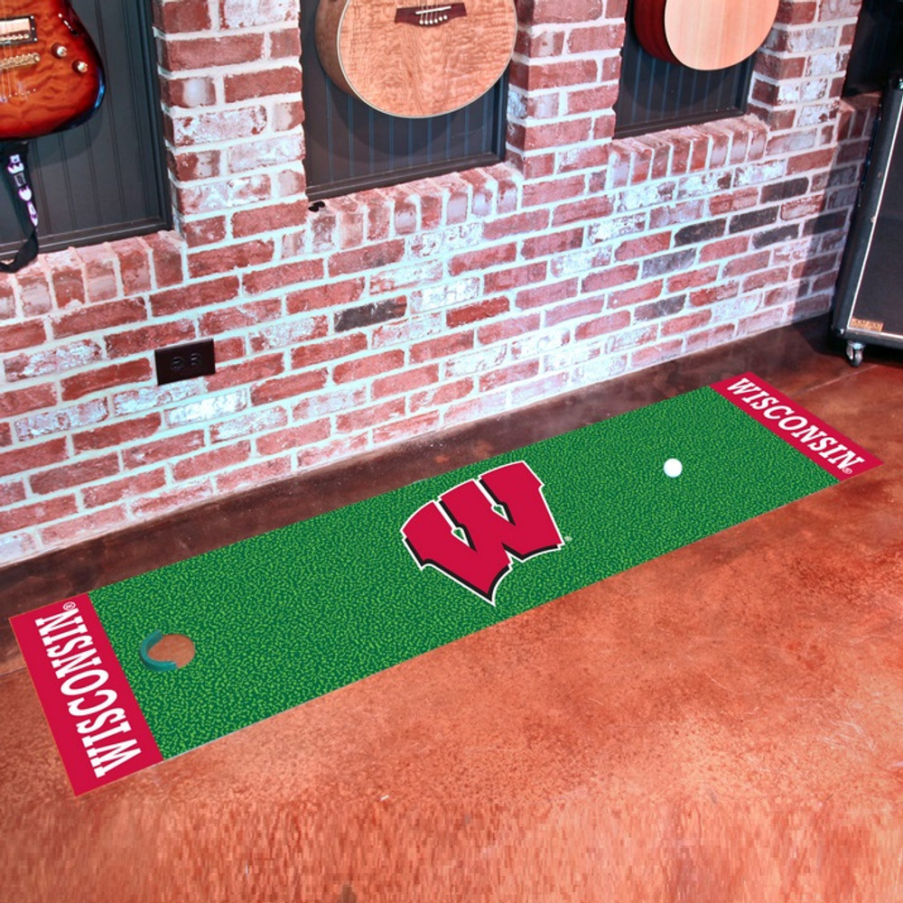 Wisconsin Badgers Putting Green Mat | Fanmats | 9092