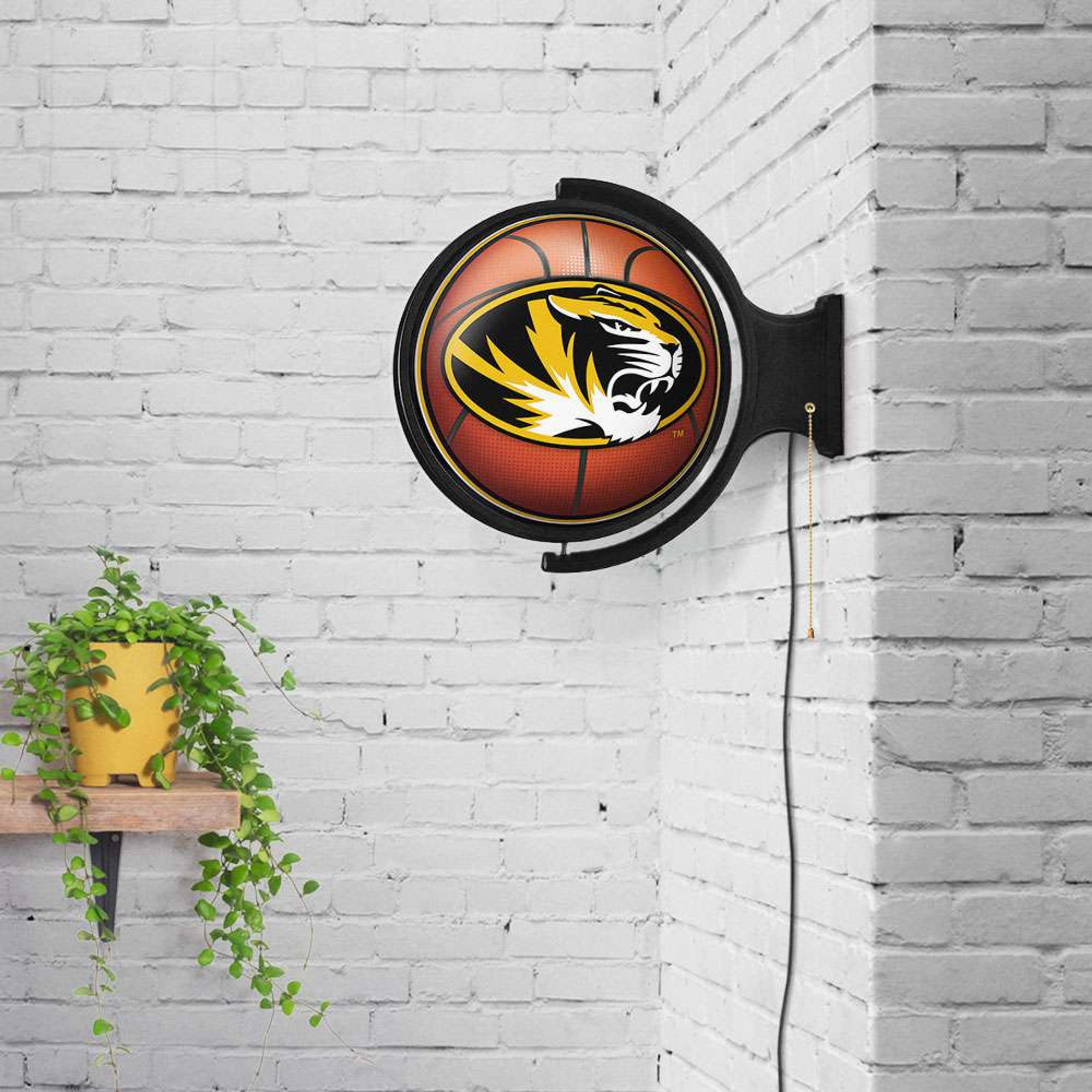 Memphis Tigers: Basketball - Original Round Rotating Lighted Wall Sign