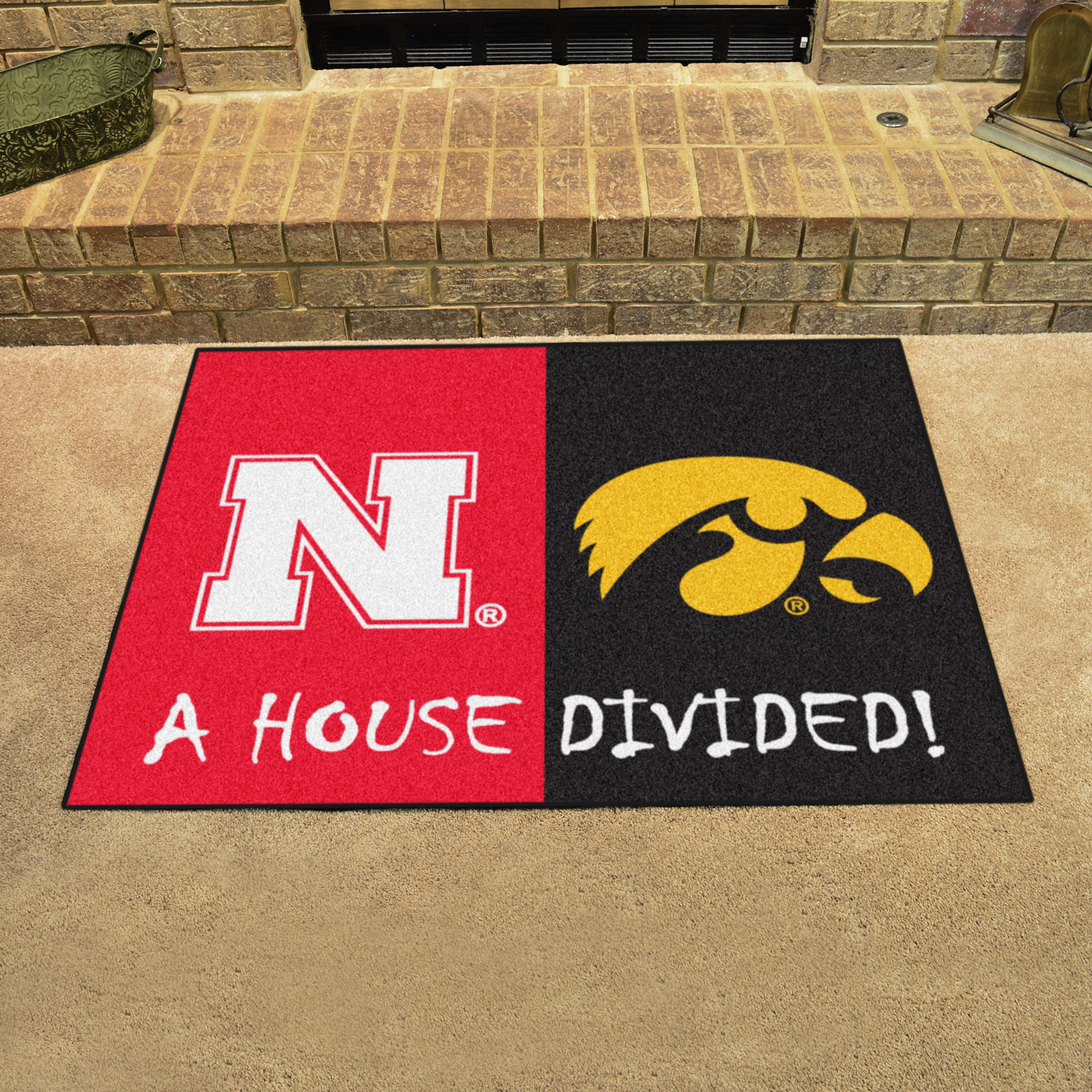 Nebraska Huskers / Iowa House Divided Mat Nebraska Huskers / Iowa House Divided Mat