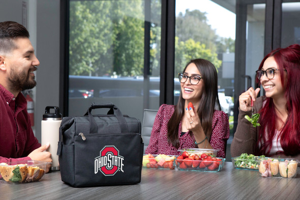 Ohio State Buckeyes On The Go Lunch Bag Cooler | Picnic Time | 510-00-179-444-0 Ohio State Buckeyes On The Go Lunch Bag Cooler | Picnic Time | 510-00-179-444-0