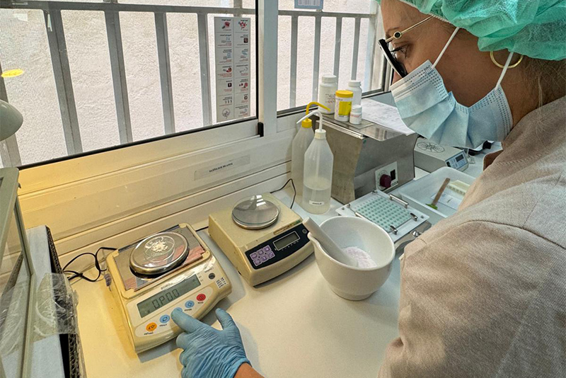 formulación magistral farmacia azahar