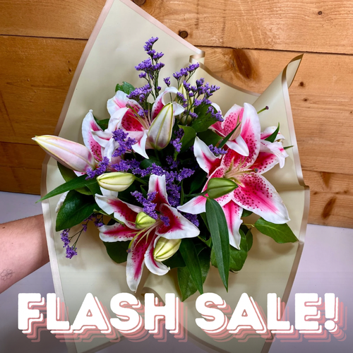Stargazer Delight Bouquet (2117) Stargazer Delight Bouquet (2117)