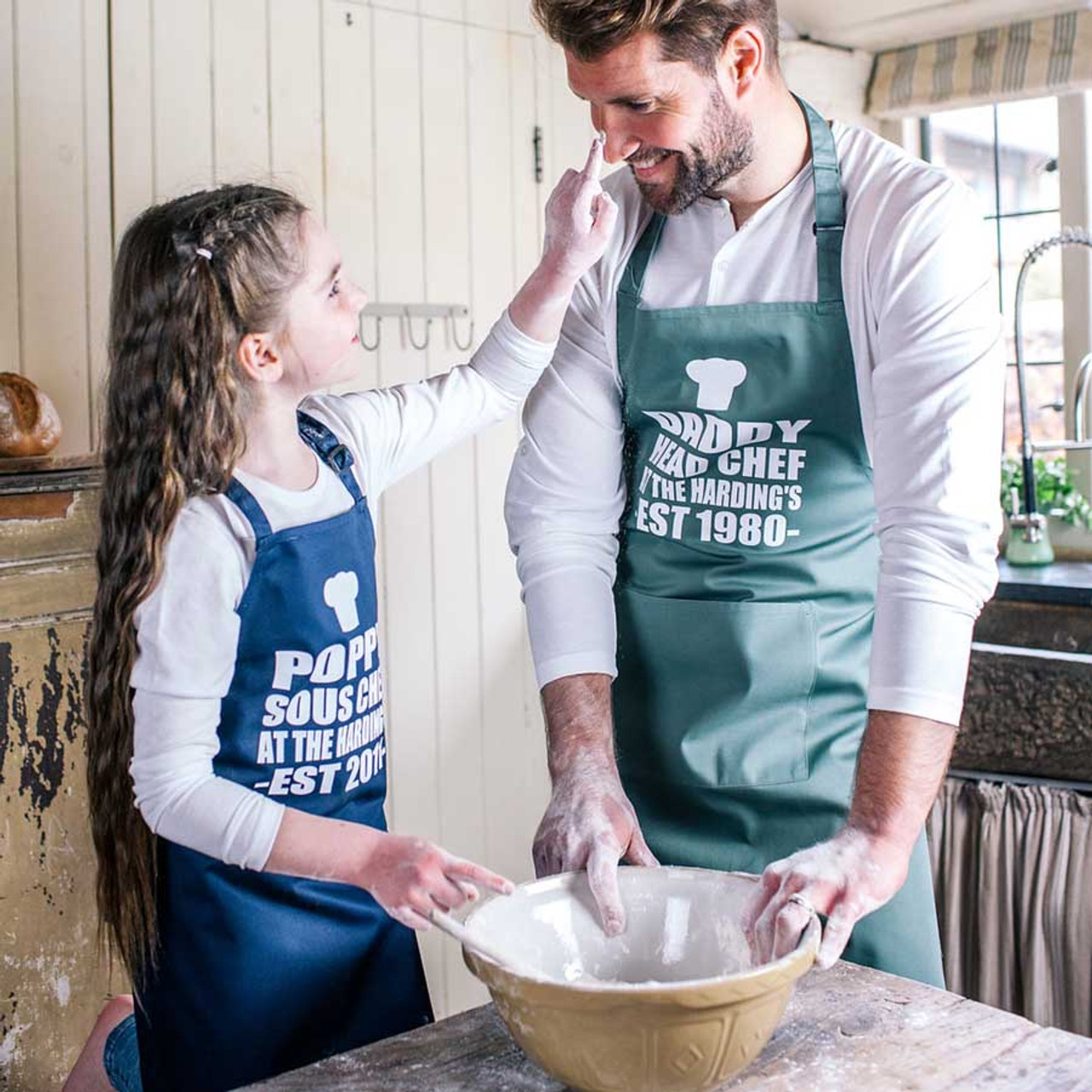 Daddy and hot sale daughter cooking aprons