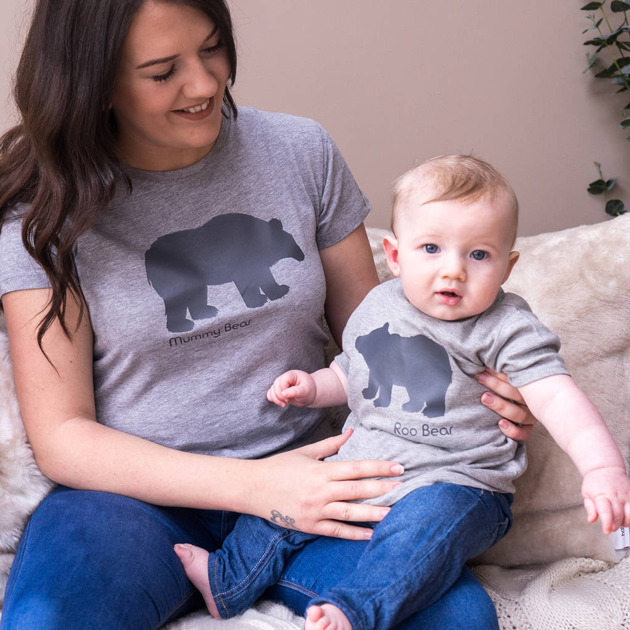 Mummy And Baby Polar Bear Set