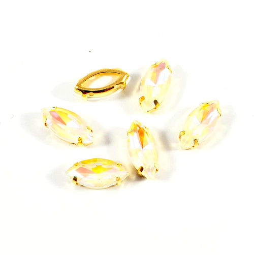 Navette stone 7x15mm Crystal Ultra/Delite w/gold claw setting