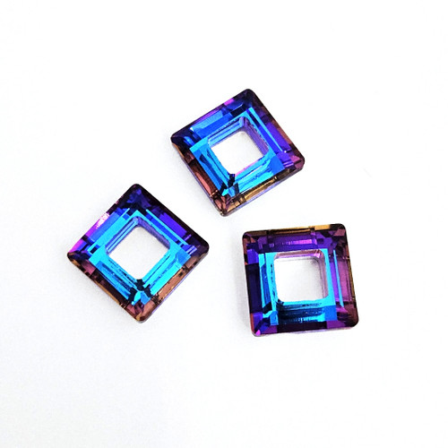Crystal square link Violet Blue 14mm Crystal square link Violet Blue 14mm