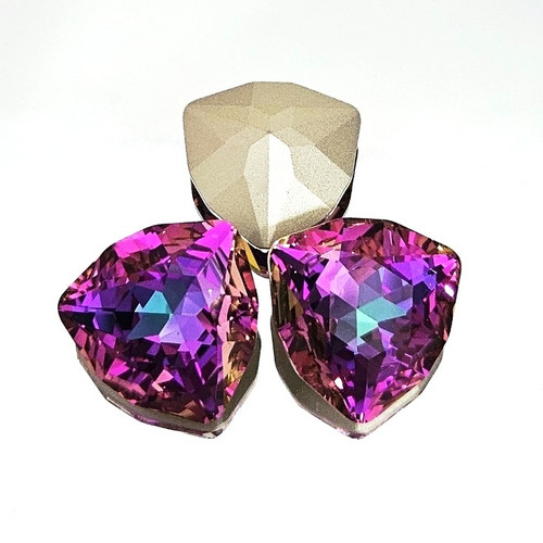 Crystal fancy stone Trilliant Triangle 24x24mm Heliotrope