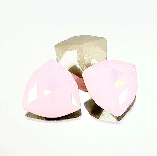 Crystal Trilliant Stone 24mm Rose Water Opal Crystal Trilliant Stone 24mm Rose Water Opal