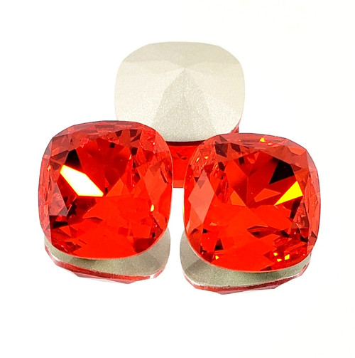 Crystal fancy stone cushion 18mm Lt Siam/Hyacinth Crystal fancy stone cushion 18mm Lt Siam/Hyacinth