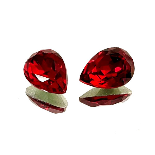 Crystal fancy stone pear 14x10mm Siam Crystal fancy stone pear 14x10mm Siam